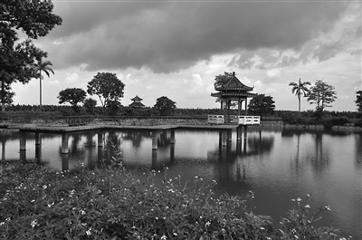 湛江日报数字报-极浦亭闲笔