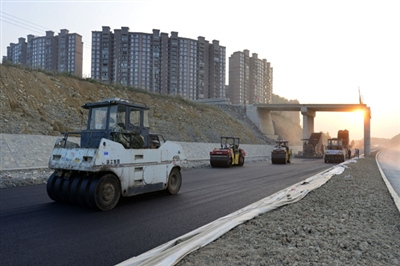 龙里周讯数字报刊平台-贵龙大道明年5月通车