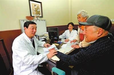 浦东搭起名中医临床经验传承平台