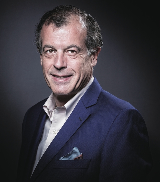 访club med地中海俱乐部全球总裁henri giscard destaing